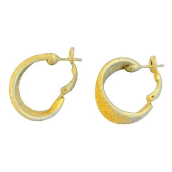 Vintage 70s Goldette Hoop Earrings Brushed Gold Tone Metal Huggie Pierced - Picture 3 of 4